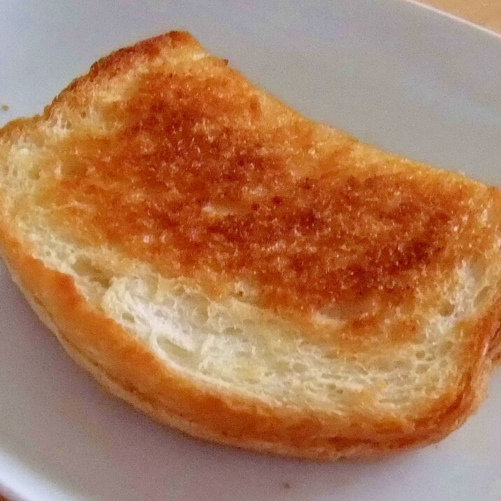 チーズイン・バター焼きパン